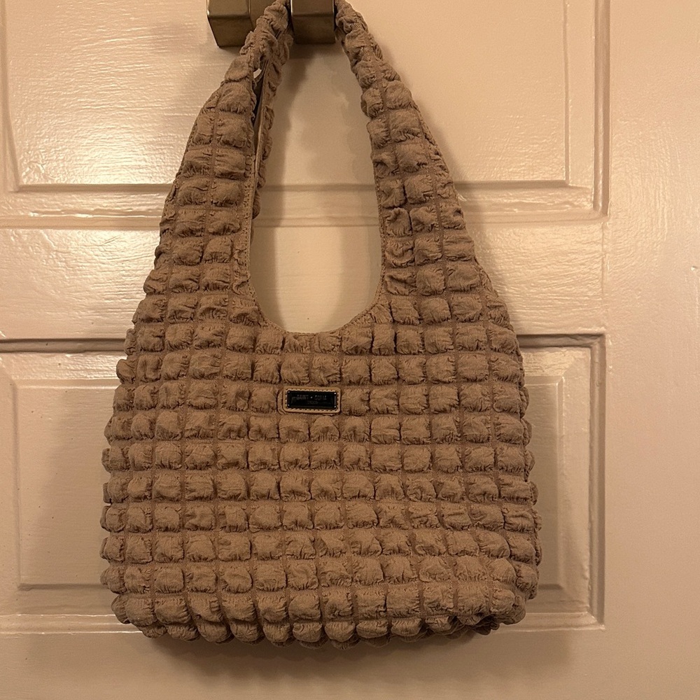 NEW Soho Shoulder Tote Bag in Tan - Picture 2 of 8